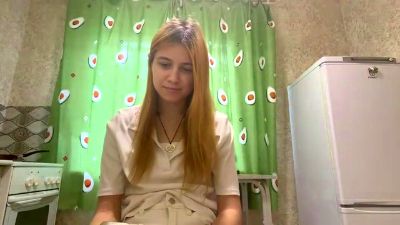 ClashRoyaleLove live cam on Cam4