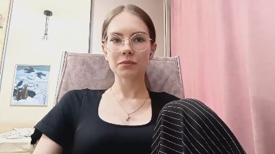 ClaudeYamakawa live cam on Cam4
