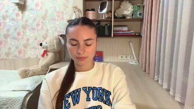 ClaudetteAring live cam on Cam4