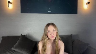 ClaudetteUsrey live cam on Cam4