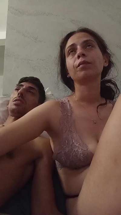 Claudia26 live cam on Cam4