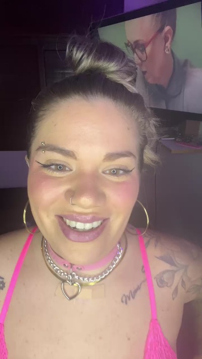 Cleo1996 webcam