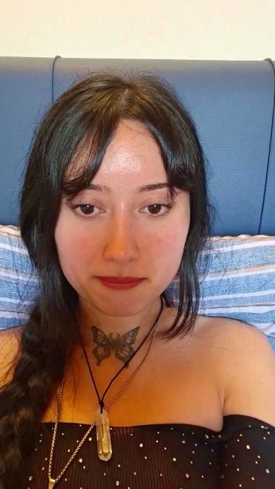 Cleopatra111 live cam on Cam4