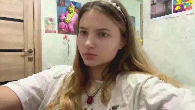 CleoraZelkin live cam on Cam4