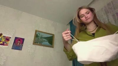 CleoraZelkin live cam on Cam4