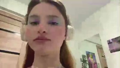 CleoraZelkin live cam on Cam4