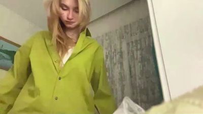 CleoraZelkin live cam on Cam4