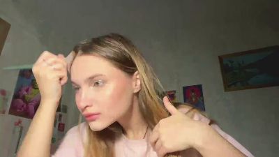CleoraZelkin live cam on Cam4