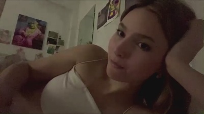 CleoraZelkin live cam on Cam4