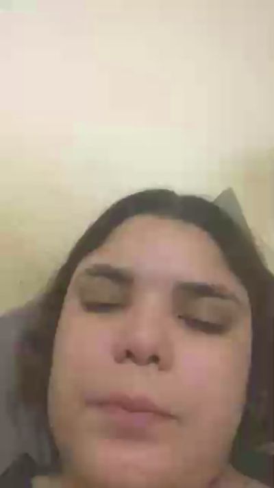 Cliaclaraa live cam on Cam4