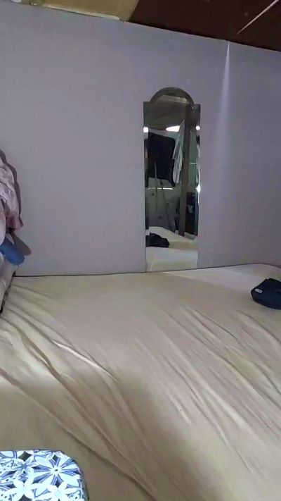 Click694748 live cam on Cam4