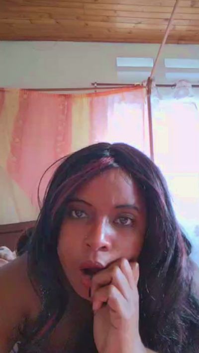 Clincie live cam on Cam4