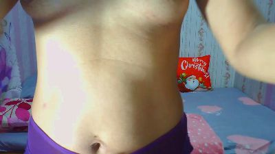 Webcam donna dal vivo da Filippine con ClitoriaMax