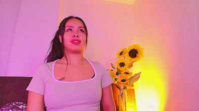 Cloe_cuttee live cam on Cam4