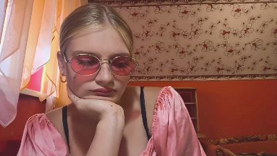 ClorindaFouyer live cam on Cam4