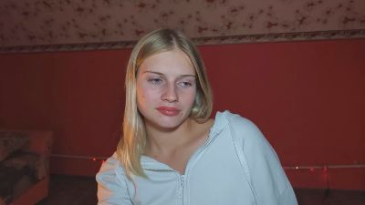 ClorindaFouyer live cam on Cam4