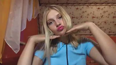 ClorindaFouyer live cam on Cam4