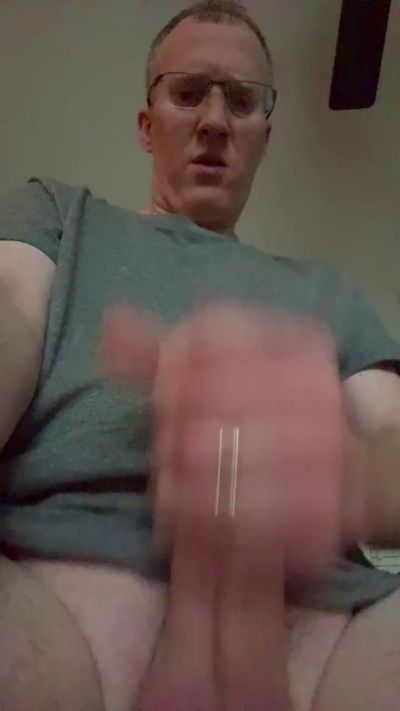Closetbiguy79 live cam on Cam4