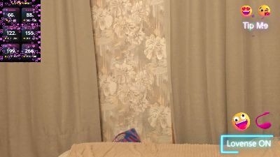CloudLattice live cam on Cam4