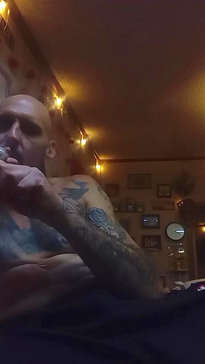Profile and Statistics for ClydeCan409 on Cam4