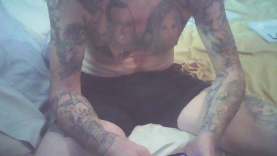 ClydeCan409 live cam on Cam4