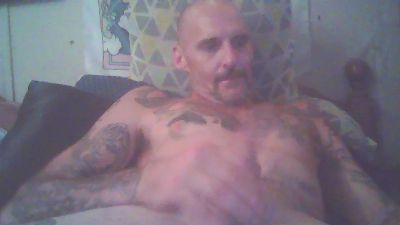 ClydeCan409 live cam on Cam4