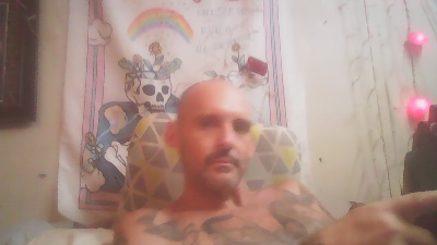 ClydeCan409 live cam on Cam4