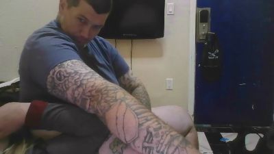 CnjCurtis23 live cam on Cam4