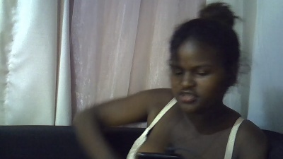 CocoLuxe2 live cam on Cam4