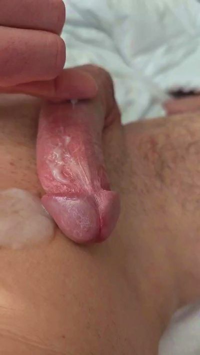 CocoReel74 live cam on Cam4