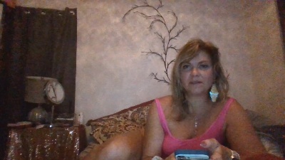 CocoSparklesss live cam on Cam4