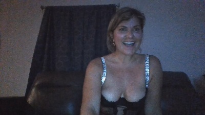CocoSparklesss live cam on Cam4
