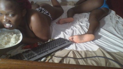 Coco_warden live cam on Cam4
