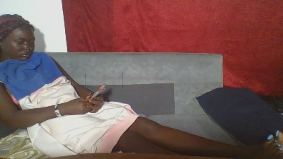 Coco_warden live cam on Cam4