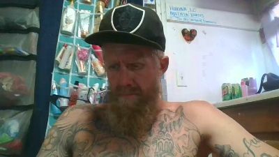 CodyJohn33 live cam on Cam4