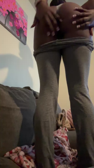ColdHeartedBos live cam on Cam4