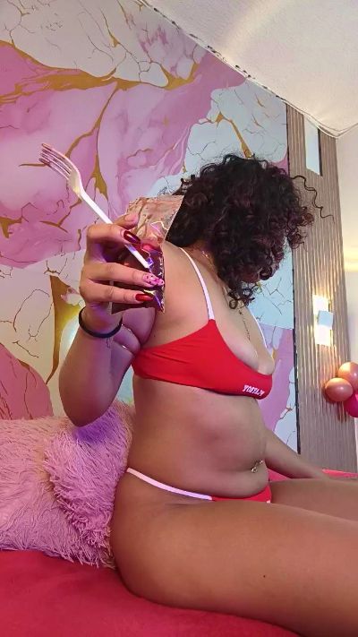Collins_Daph live cam on Cam4