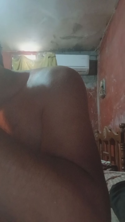 Comandante07 live cam on Cam4