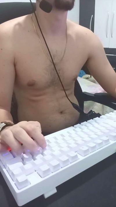 Comedorhard_gp live cam on Cam4