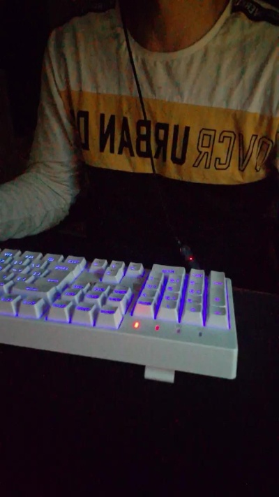 Comedorhard_gp live cam on Cam4