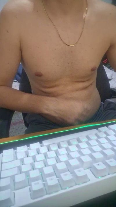 Comedorhard_gp live cam on Cam4