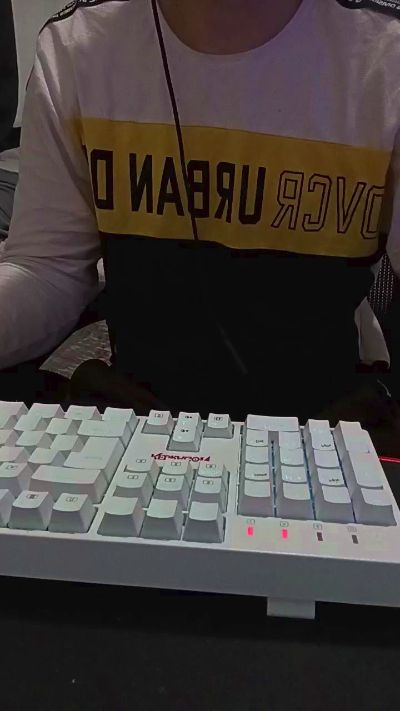 Comedorhard_gp live cam on Cam4