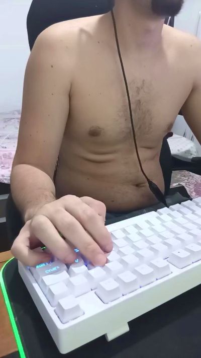 Comedorhard_gp live cam on Cam4