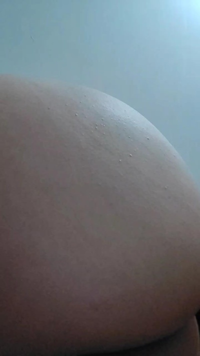 Conejita_rica live cam on Cam4