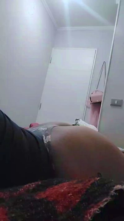 Conejita_rica live cam on Cam4