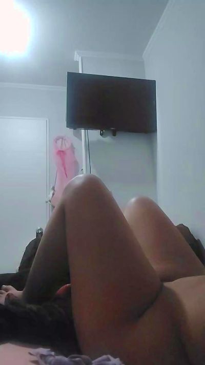 Conejita_rica live cam on Cam4