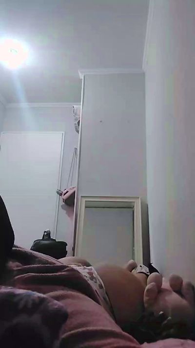 Conejita_rica live cam on Cam4