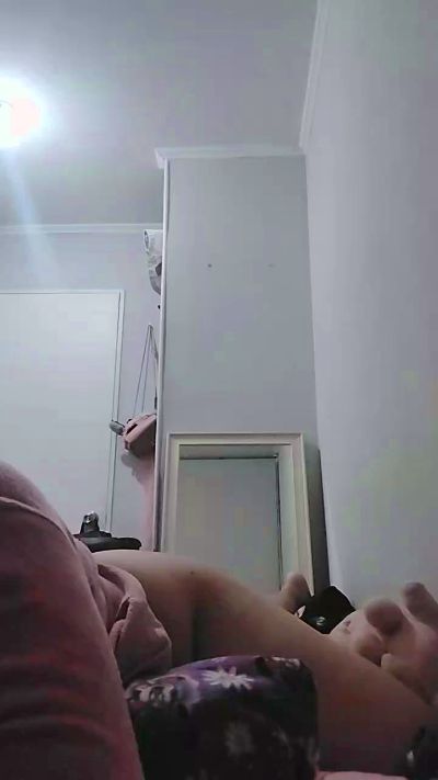 Conejita_rica live cam on Cam4