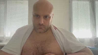 ConnardVersa live cam on Cam4