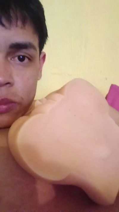 Consentido0 live cam on Cam4